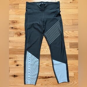 Under Armour Gray and White Cropped Compression Leggings
